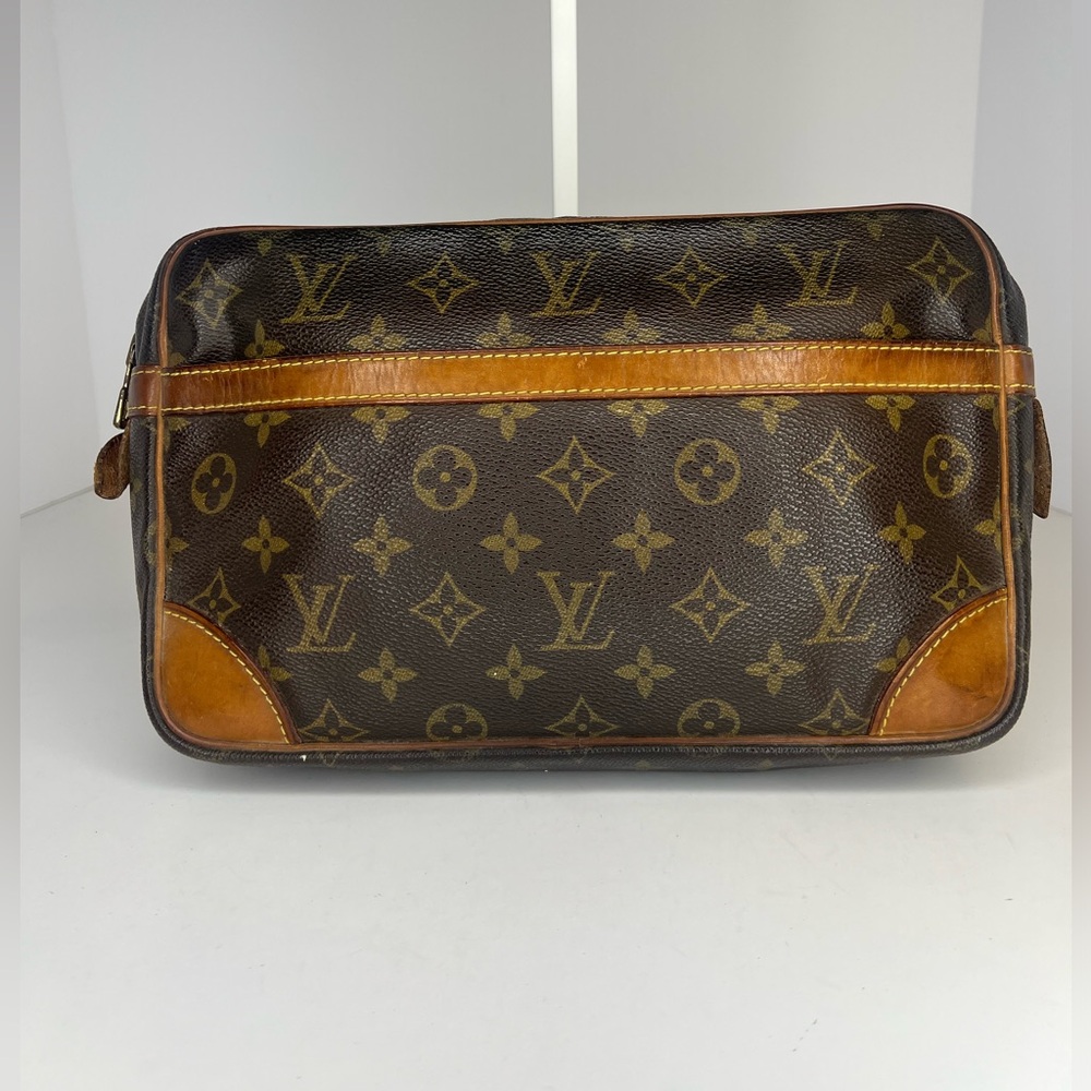 Louis Vuitton GM Monogram Compiegne 28 Pouch/Clutch/Cosmetic Case/Toiletry